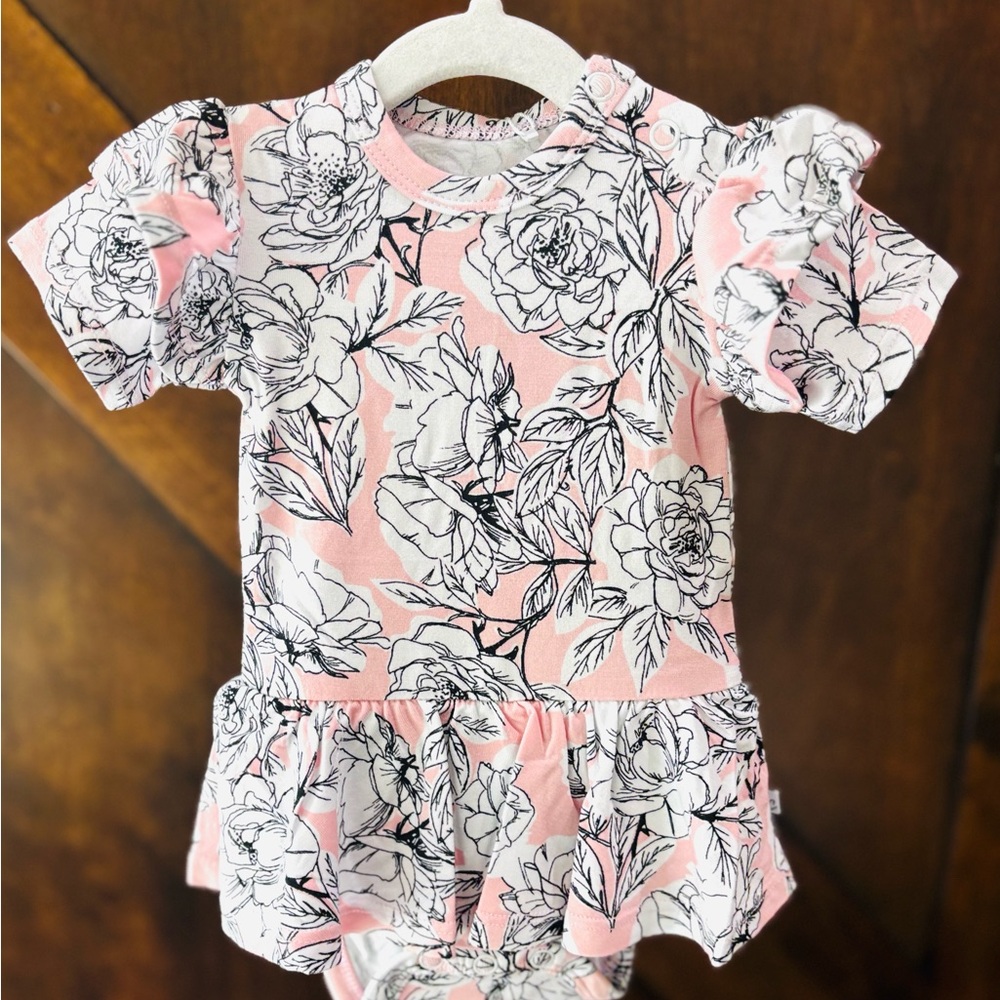 NWT floral ruffle, bamboo bodysuit twirl dress with snaps on shoulder